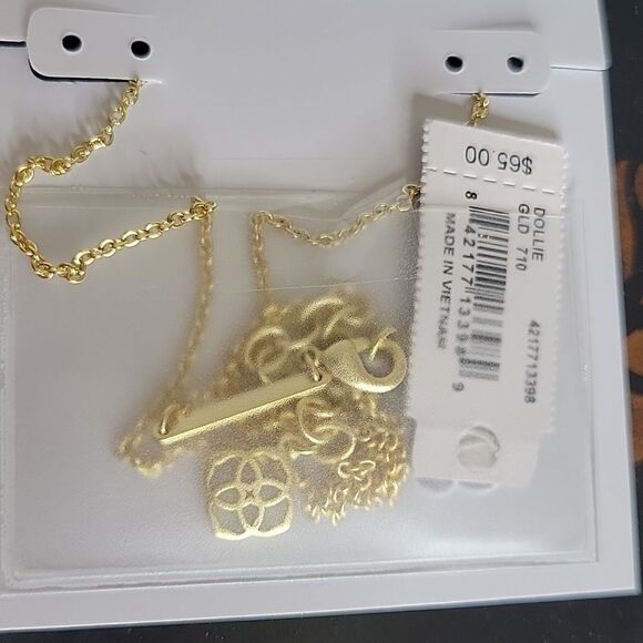 KENDRA SCOTT Goldtone Dolly Necklace NWT - Picture 4 of 6